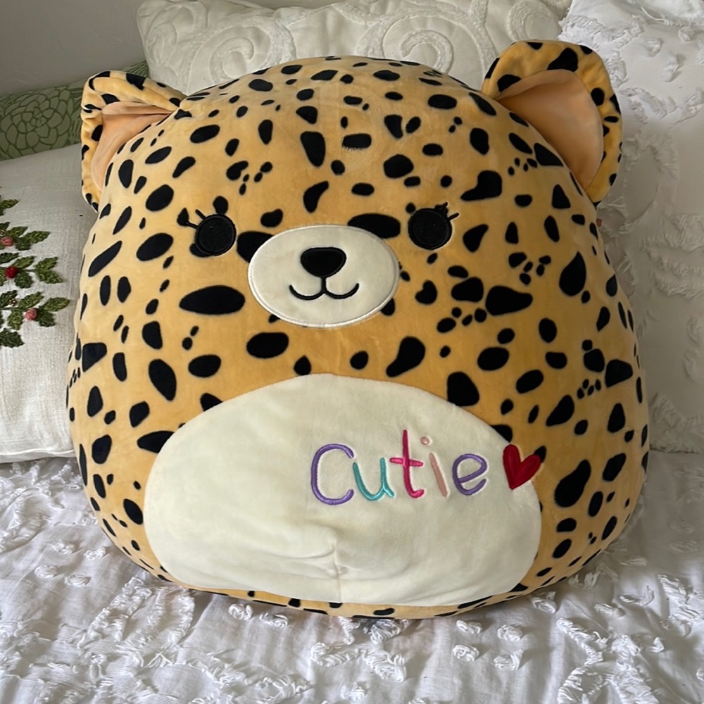 Squish-mallow large cheetah